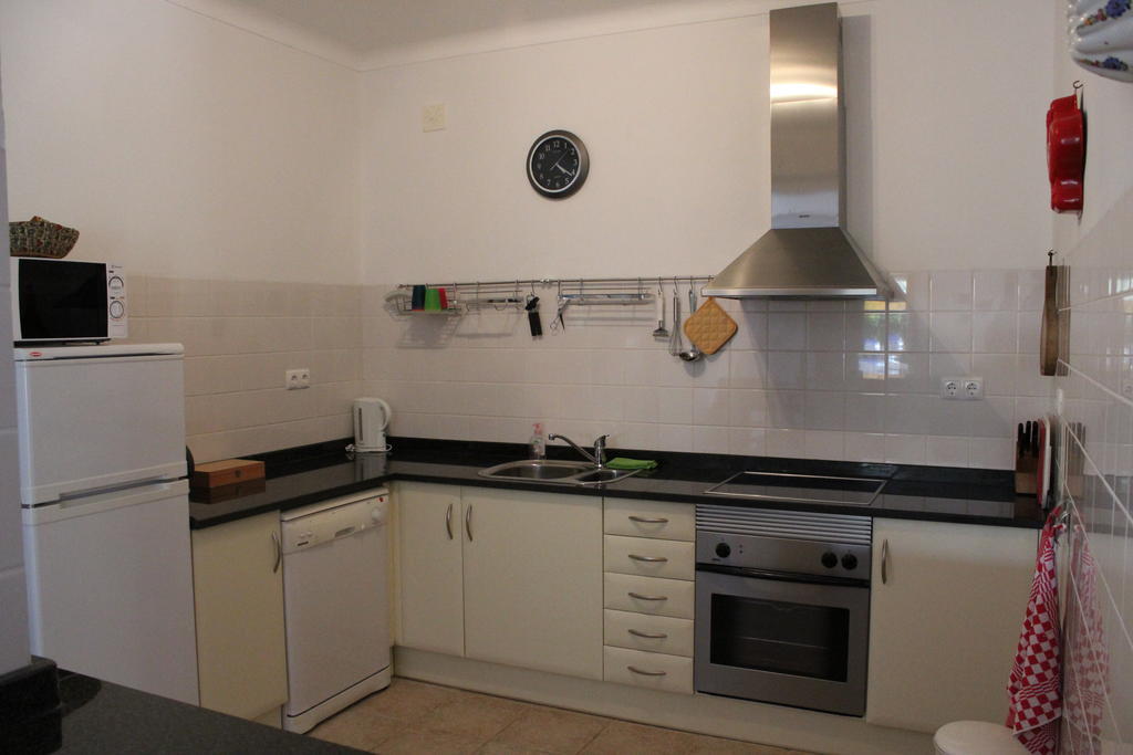 Filhas Do Mar Apartments Salema Δωμάτιο φωτογραφία